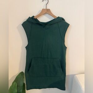 🌲 BDG Distressed Midi Vest w/Hoodie